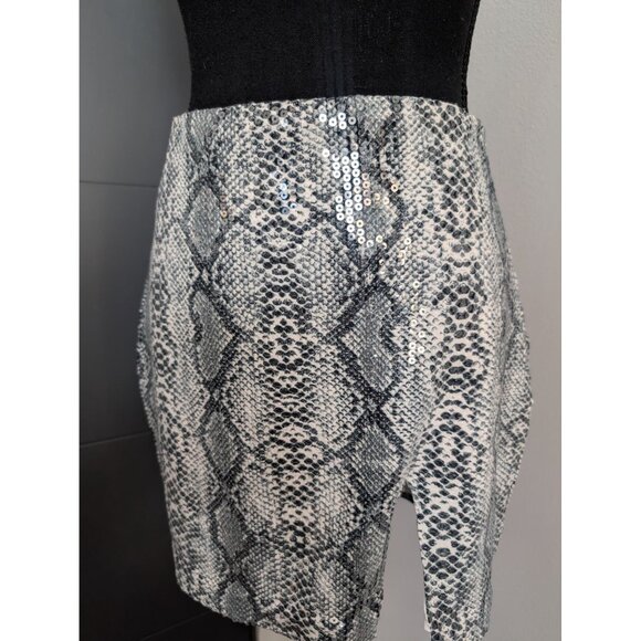 Endless Rose Front Slit Python Sequin Mini Skirt - S - Picture 2 of 9